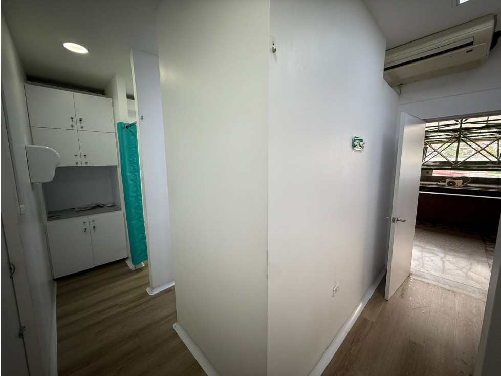 Local en la terminal del norte - en arriendo — foto 5
