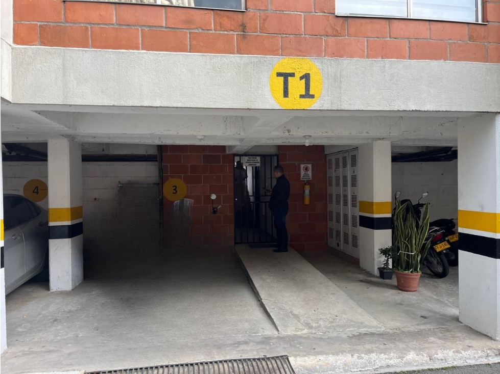 Apartamento En Itagüí Ditaires - En Venta — foto 2