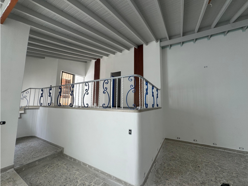 Casa Local en Parques del rio - En Arriendo