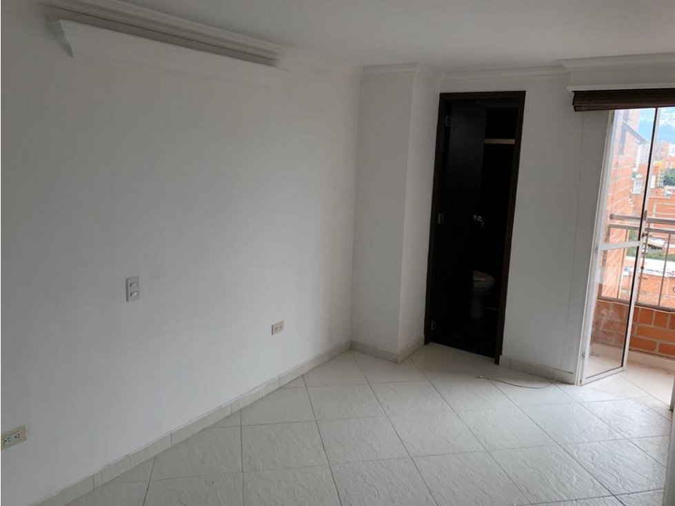 Apartamento en Calasanz - En Venta — foto 6