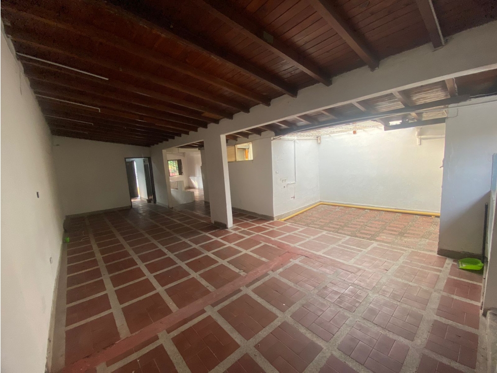Bodega En El Salvador - En Arriendo - 3