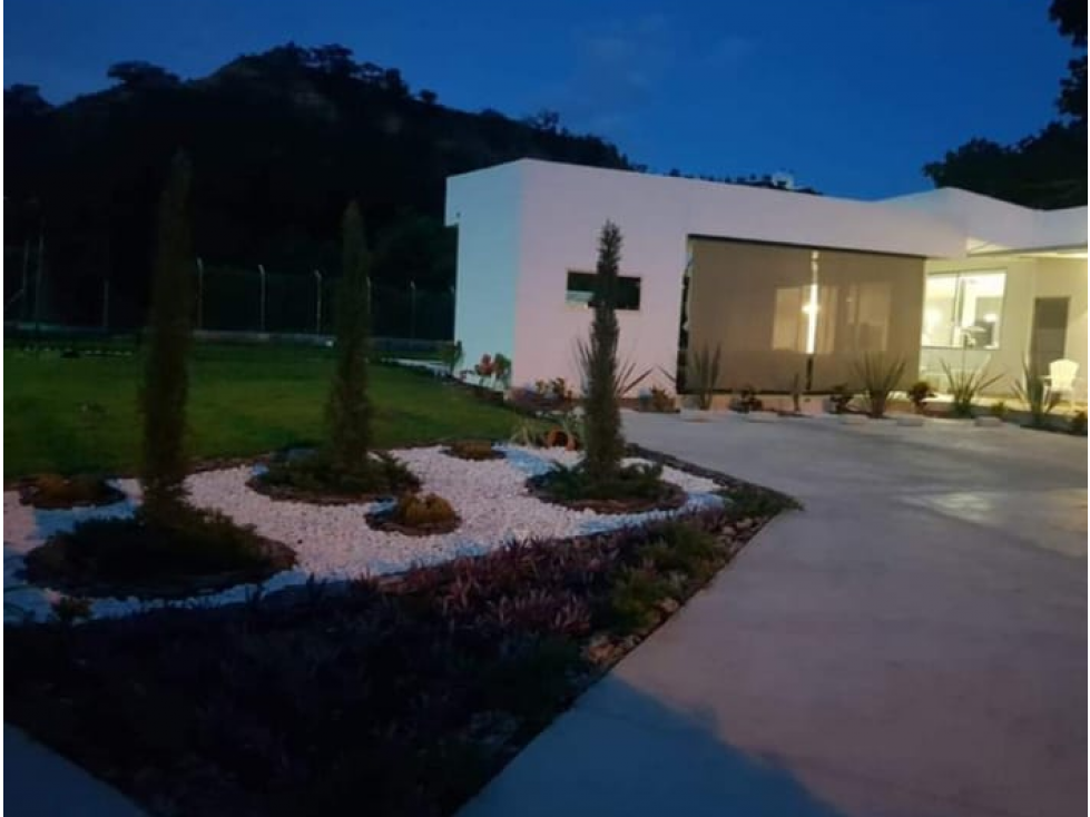 Finca En Sopetran - Se Vende - 3