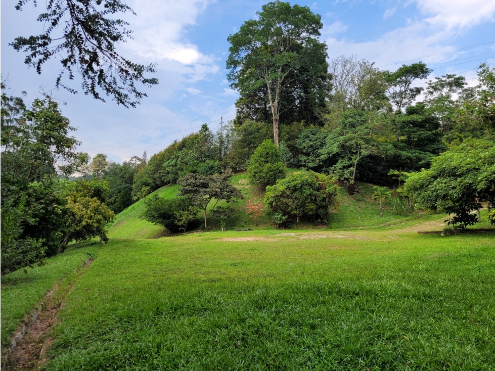 Lote En La Estrella - Se Vende - 3