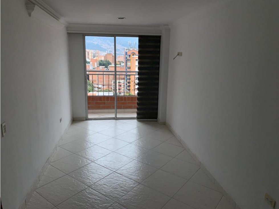 Apartamento en Calasanz - En Venta — foto 3