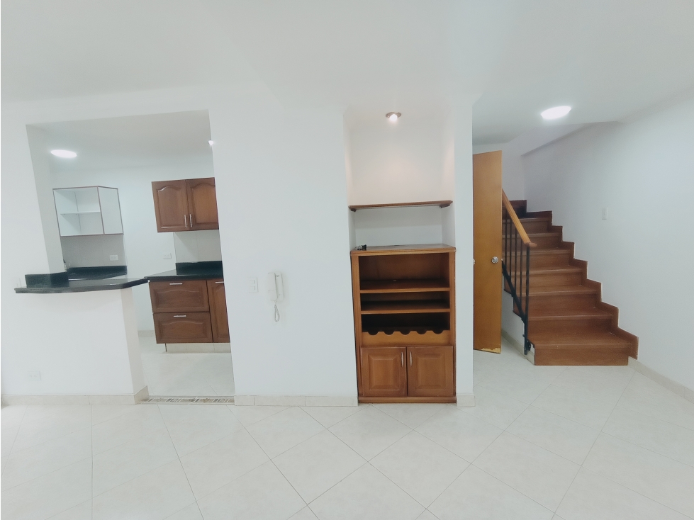 Apartamento dúplex en Belén Fátima - En Arriendo - 1