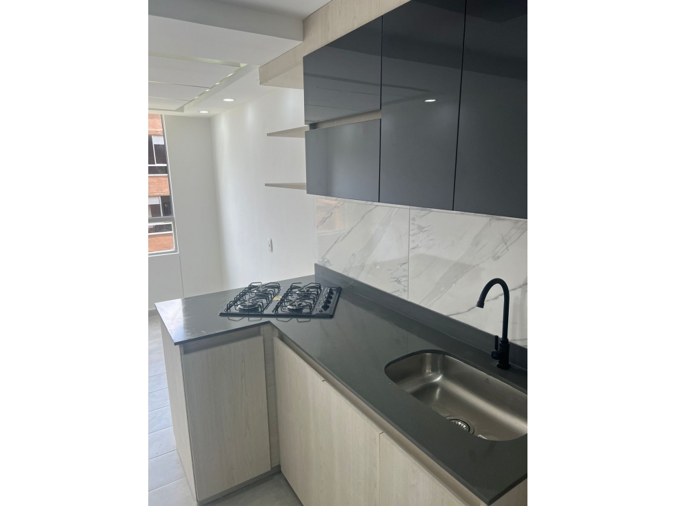Apartamento En San Antonio de Prado -En arriendo y/o venta — foto 4