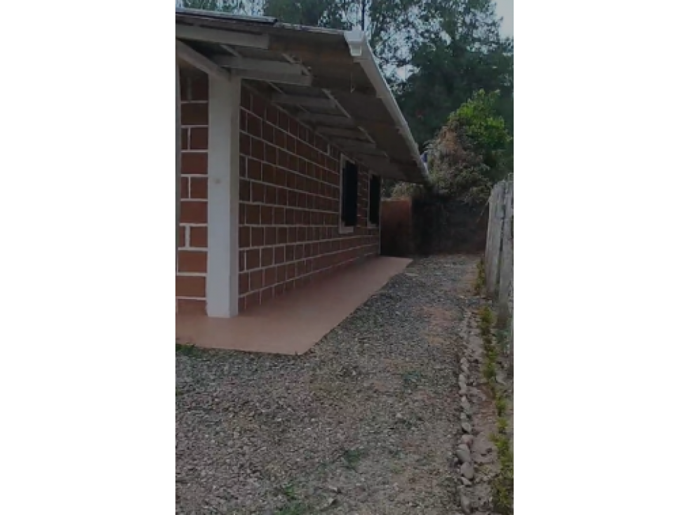 Cabaña En Guatapé - Se Vende - 3