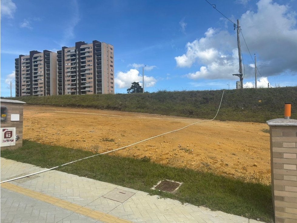 LOTE EN RIONEGRO - EN VENTA