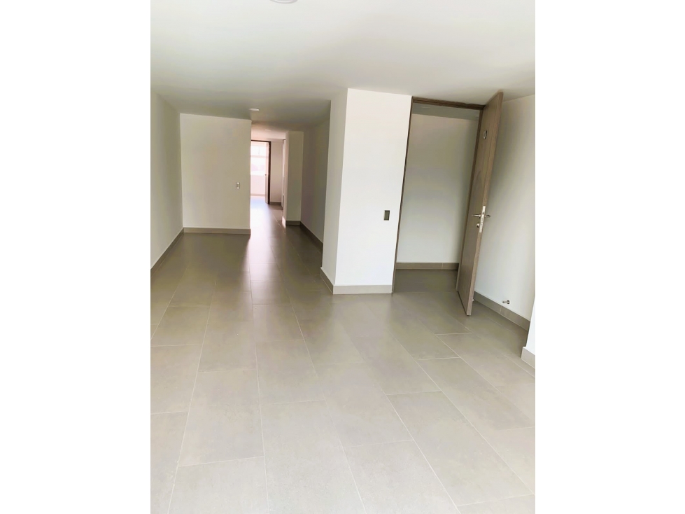 Apartamento En Laureles - En Venta