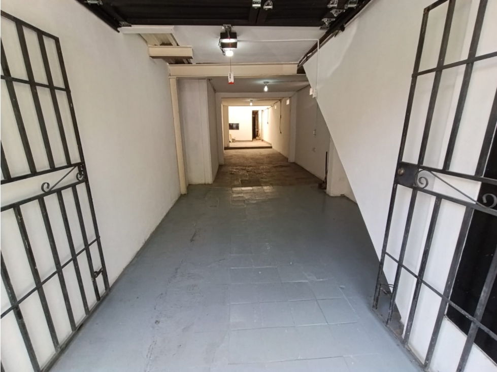 Bodega o Local En El Salvador - En Arriendo