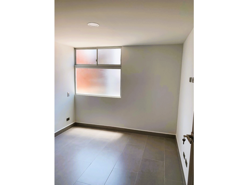 Apartamento En Laureles - En Venta — foto 2