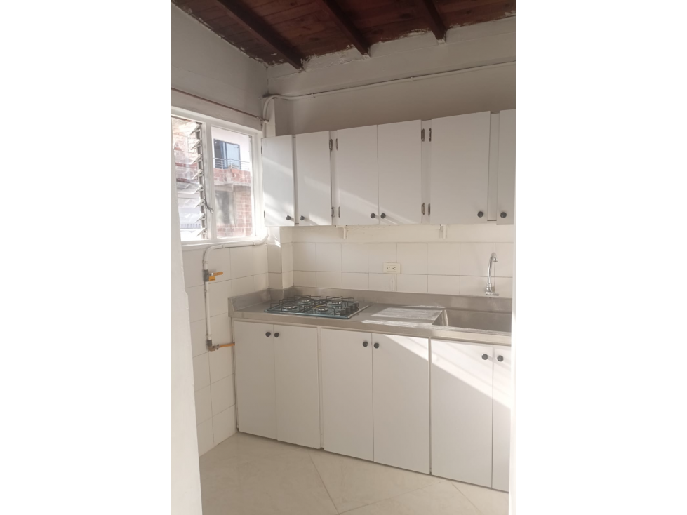 APARTAMENTO EN BELEN LAS MERCEDES - EN ARRIENDO