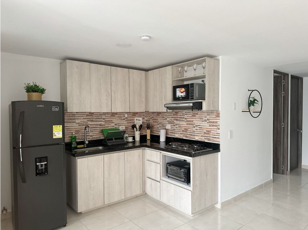 Apartamento amoblado en Sabaneta - en arriendo — foto 2