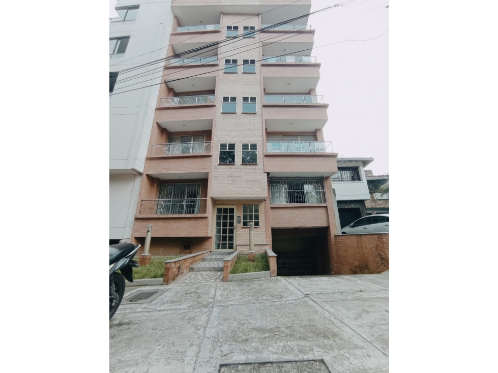 Edificio En Laureles, Velodromo - Venta y/o arriendo - 1
