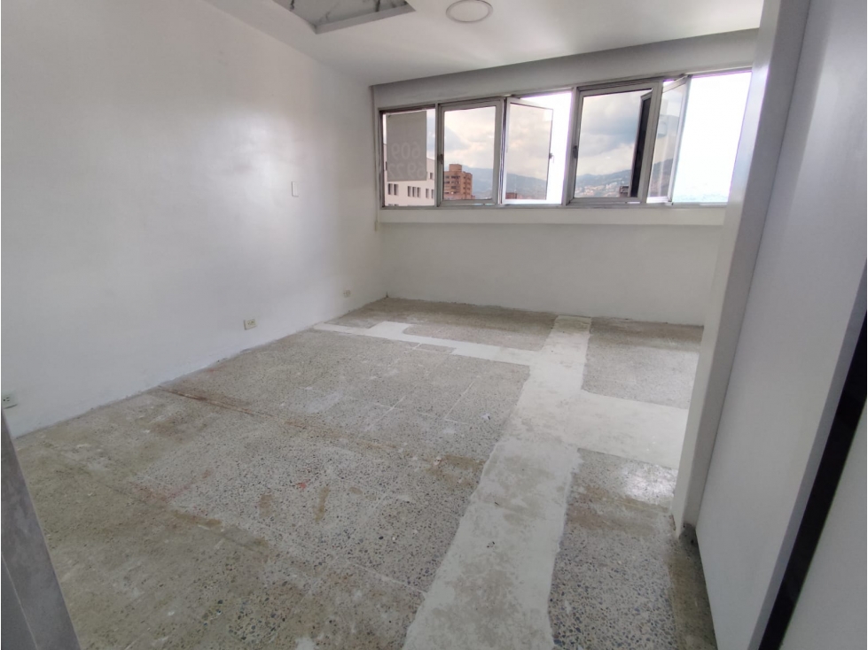 Consultorio en el centro - en venta — foto 3