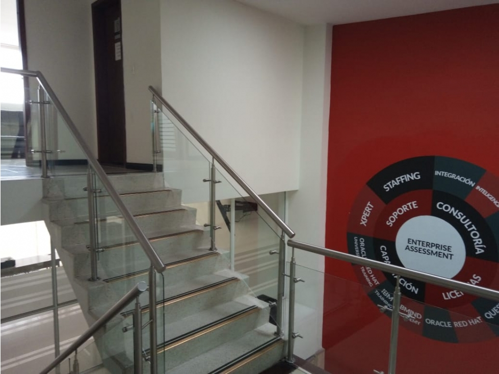 Casa de 4 niveles En Bogotá, Barrios Unidos, La Castellana - Venta — foto 2