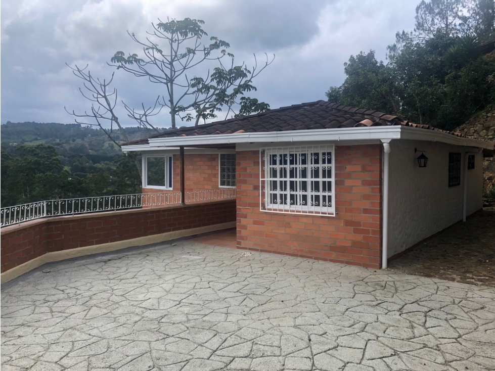 Casa Campestre En Llano Grande - En Venta — foto 2