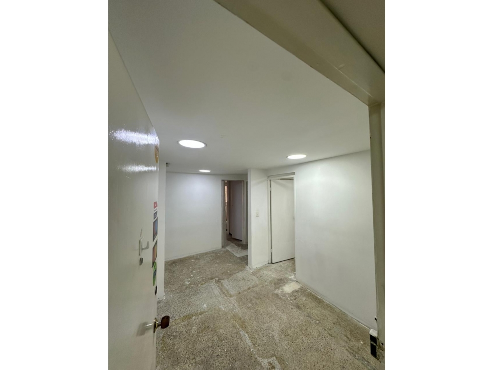 Consultorio en el centro - en venta — foto 4