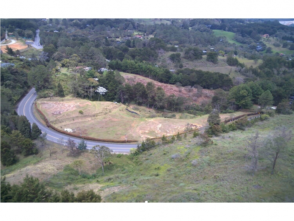 Venta Lote comercial residencial túnel Variante Sajonia borde vía — foto 2