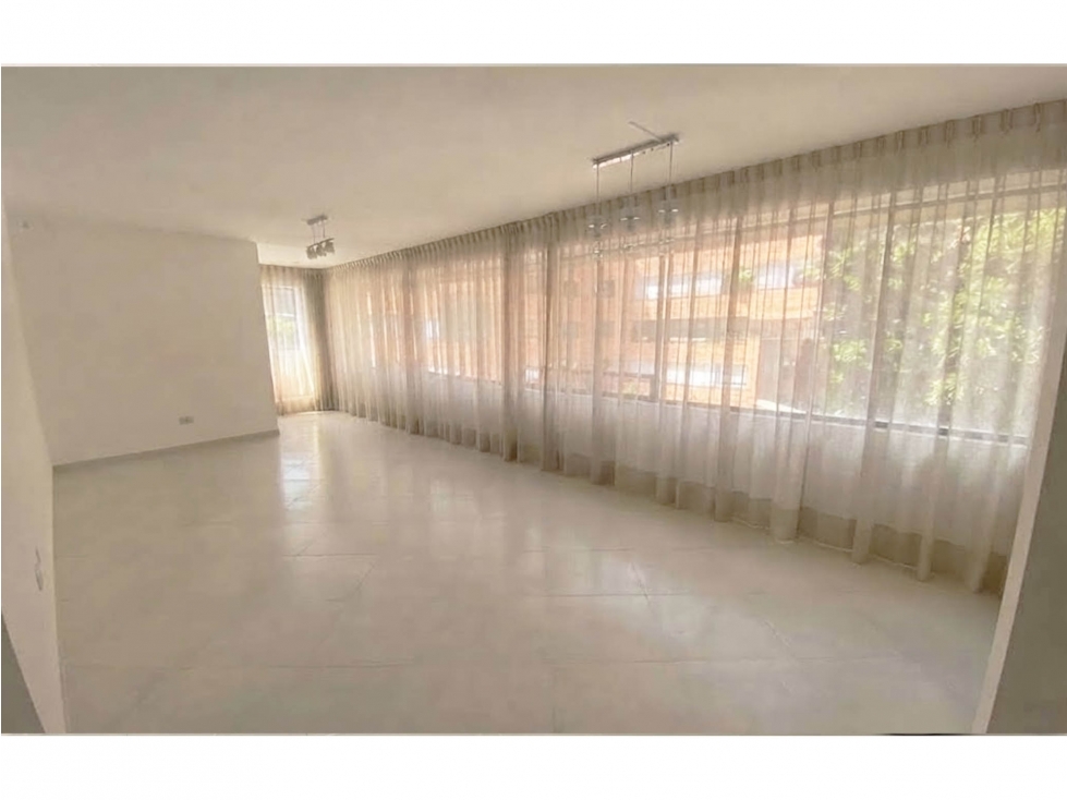 Venta apartamento Medellín Poblado inferior viscaya remodelado — foto 2