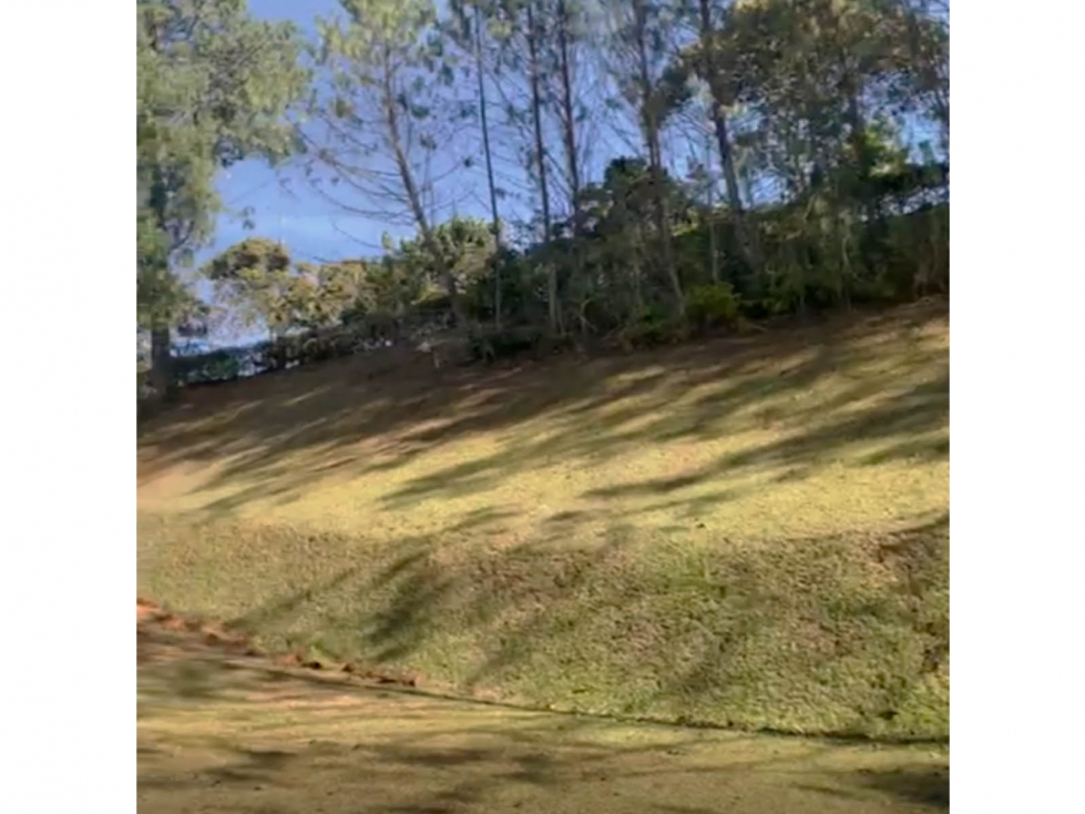 Venta lote antioquia retiro parcelación cerrada luxury 6600 m2 bosque — foto 6