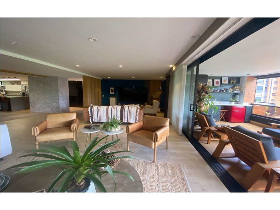 venta apartamento Medellin poblado balsos remodelado moderno lujo — foto 6