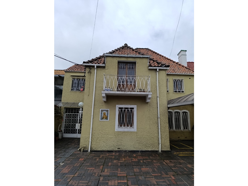 VENTA CASA TEUSAQUILLO, PARA INVERSIONISTAS. 468 MTS. 2 PISOS.