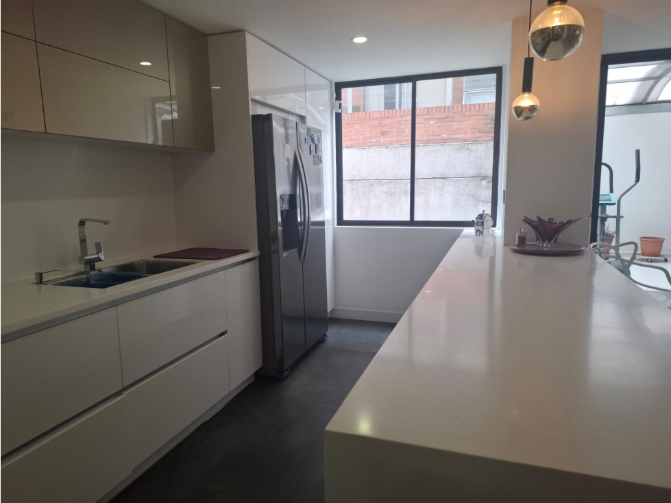 Venta chicó navarra, 137 mts, 3 habs, 3 baños, 3 pqs,terraza 40 mts. — foto 3