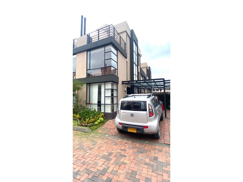 Venta casa en Chía Club House 3 habs 5 baños terraza 190 mts — foto 3