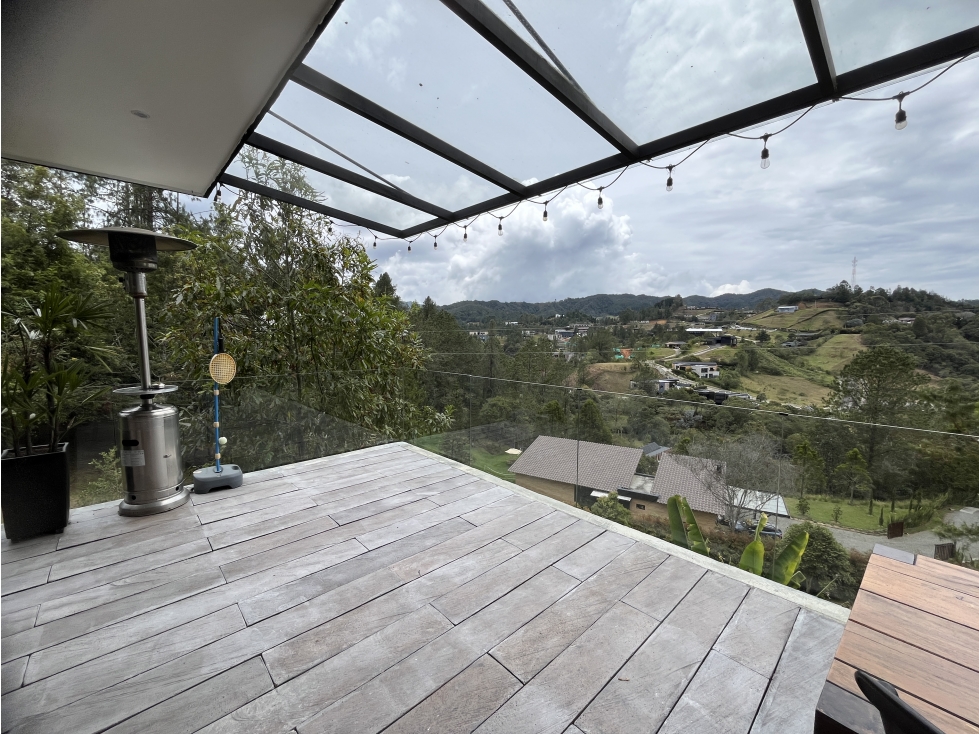 Casa en venta en Alto de las Palmas, con oficina, vivero y gimnasio — foto 6