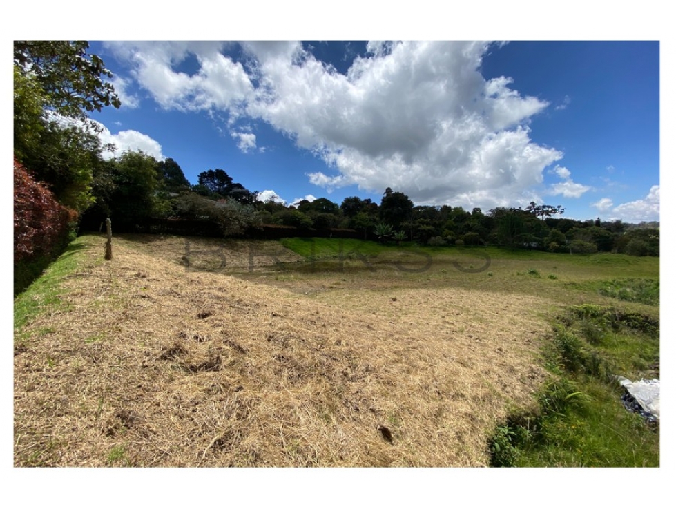 LOTE EN URBANIZACIÓN EN ALTO DE LAS PALMAS — foto 5