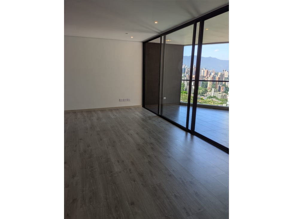 Venta o Arriendo Apartamento Sector Padre Marianito. Piso Alto — foto 6