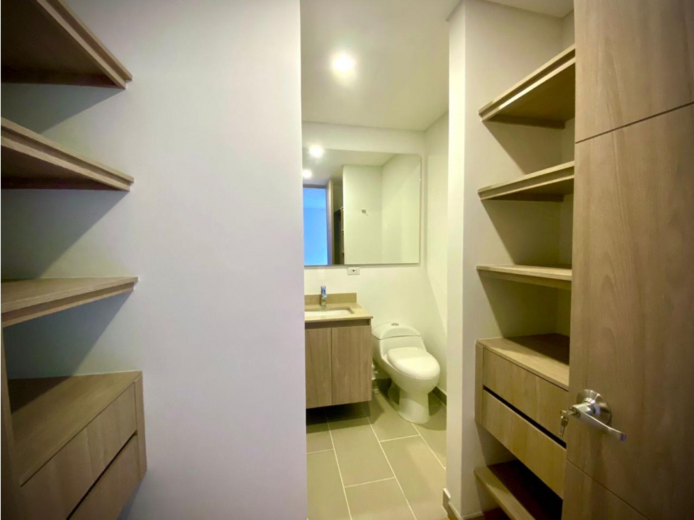 Apartamento en venta en El Retiro: construcción 2024, entorno natural — foto 4