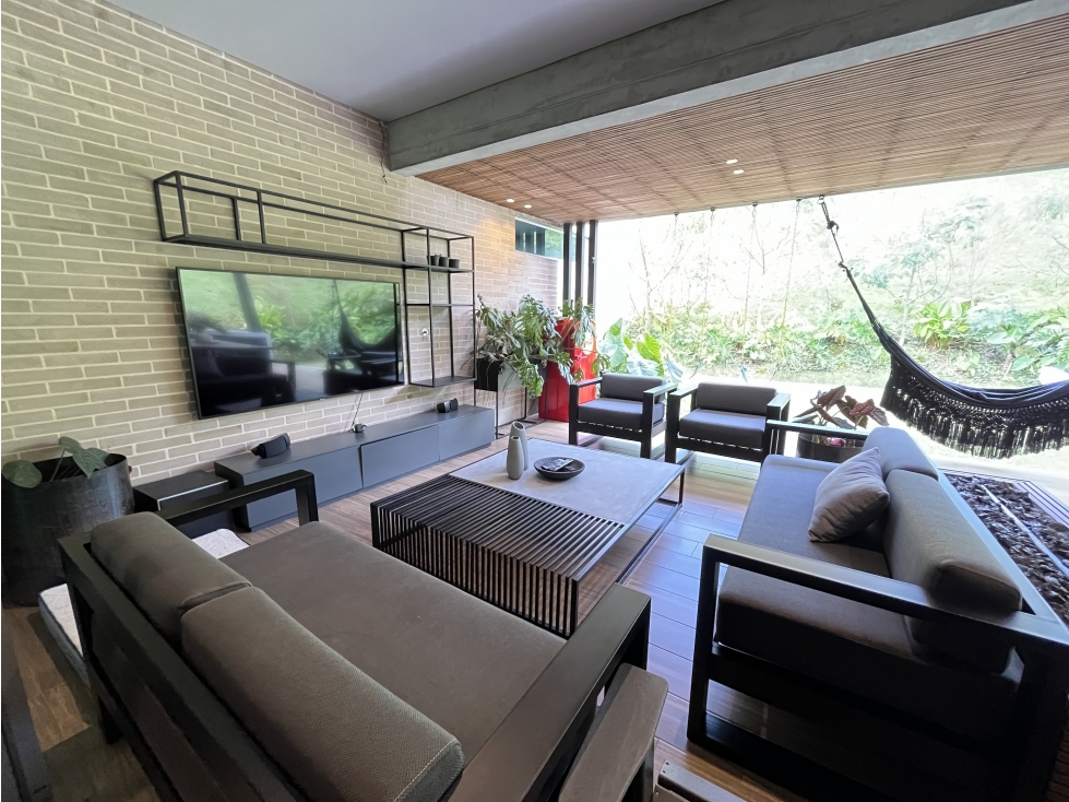 Casa esquinera en Venta de un solo nivel Alto de Palmas — foto 3