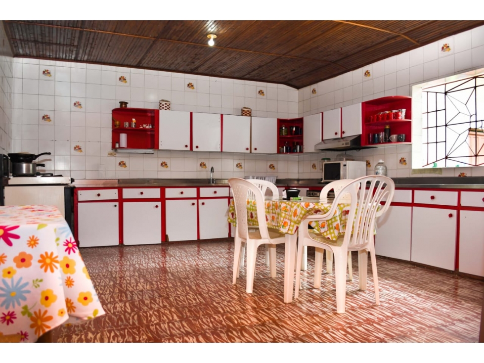 Casa lote en venta en el parque principal de Amagá 1.440 m² - 6