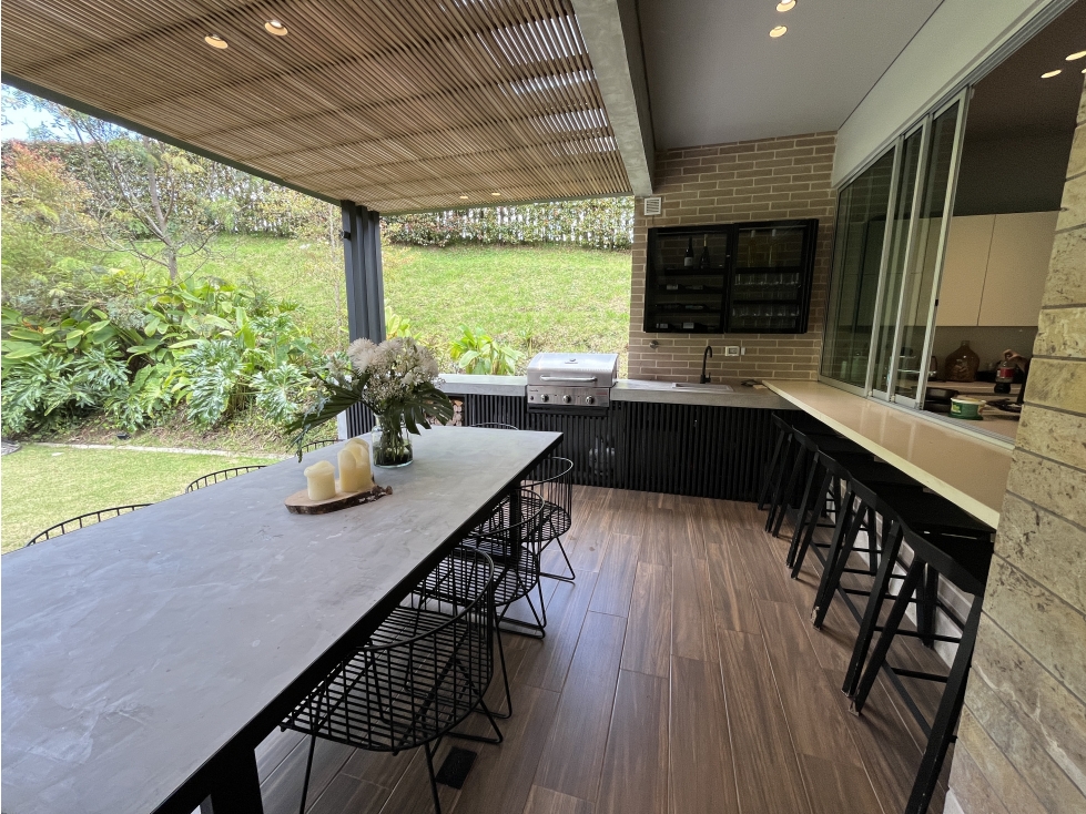 Casa esquinera en Venta de un solo nivel Alto de Palmas — foto 4