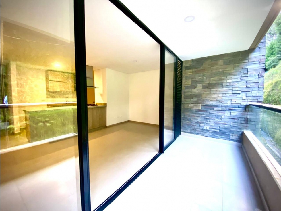 Apartamento en venta en El Retiro: construcción 2024, entorno natural — foto 2