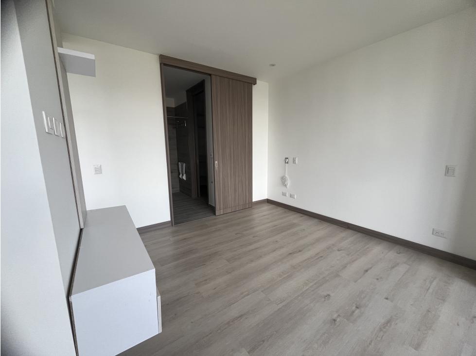 Venta y/o Arriendo Apartamento de 55 m². Vitaly. Vista hacia atrás — foto 5