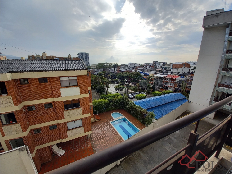 VENDO APARTESTUDIO EN LA MILLA DE ORO CALLE 60 PISO 4, CON ASCENSOR — foto 2