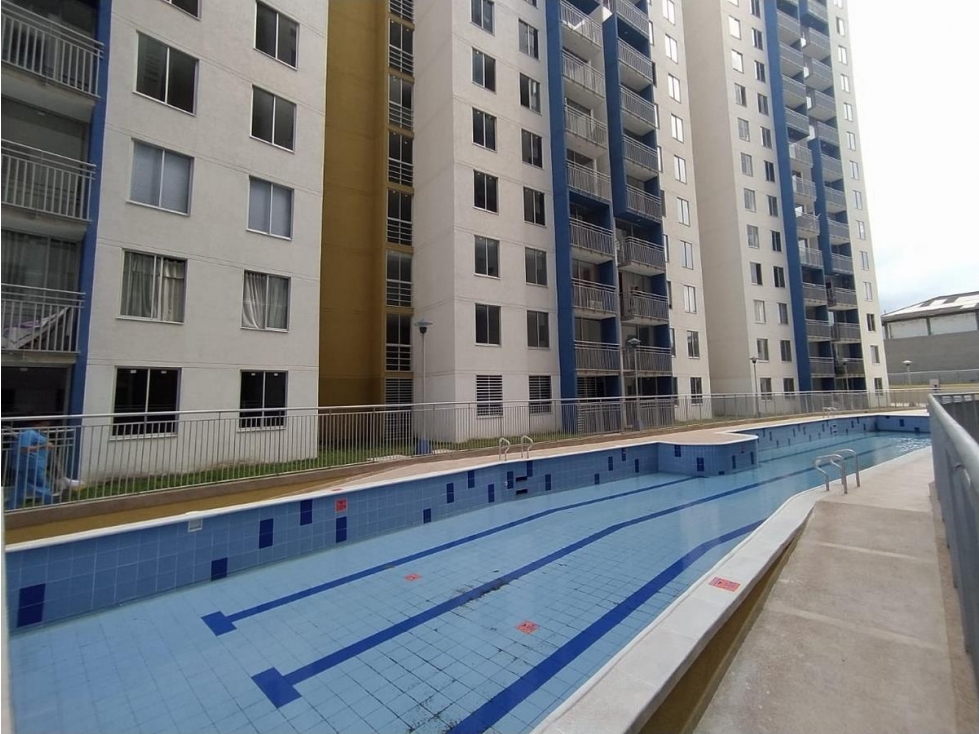 VENDO APARTAMENTO 8 PISO CONJUNTO FLORIDA 4 - 3