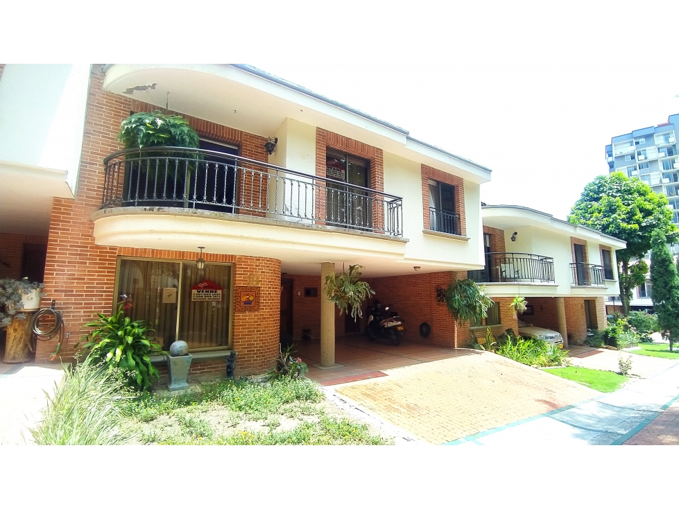 VENDO CASA SECTOR CALAMBEO - 1