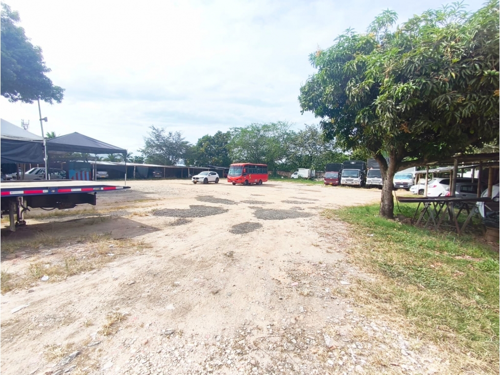 VENDO LOTE SOBRE AV JORDAN 2.553 M² - 1