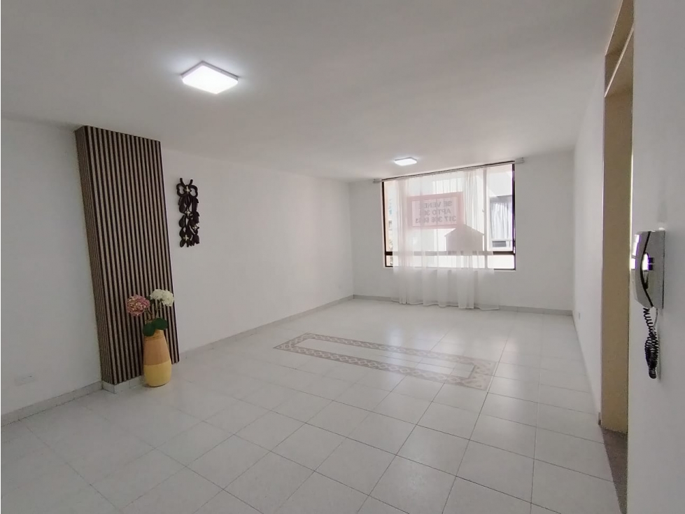 VENDO APARTAMENTO PISO 3 CON ASCENSOR SECTOR CENTRO