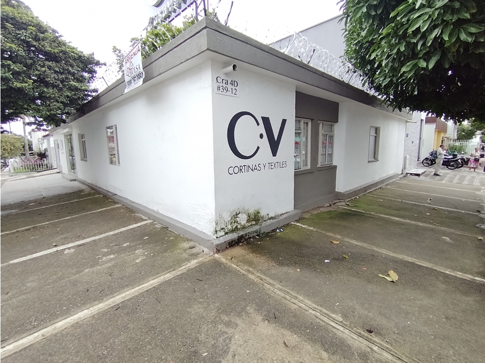 VENDO CASA ESQUINERA CON LOCAL COMERCIAL, SECTOR LA MACARENA - 2
