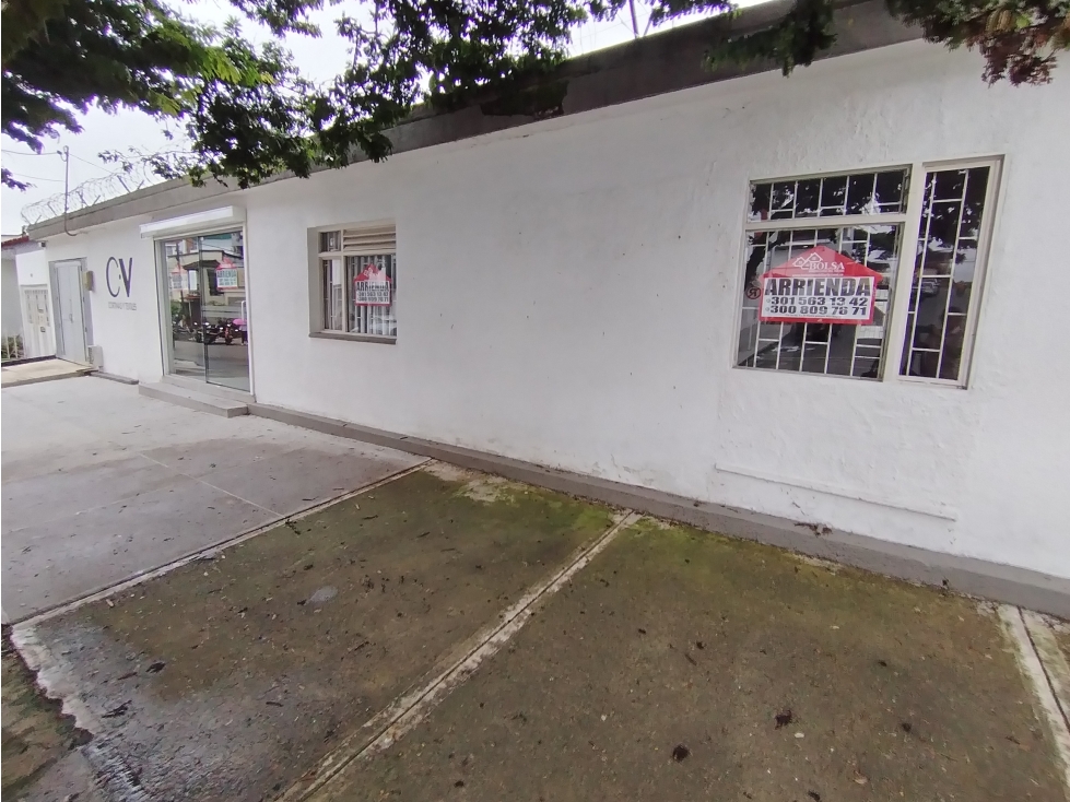 VENDO CASA ESQUINERA CON LOCAL COMERCIAL, SECTOR LA MACARENA - 3