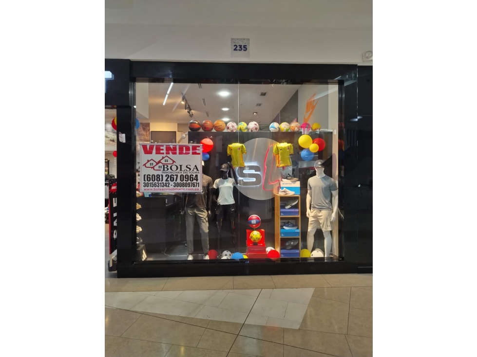VENDO LOCAL PISO 2 CENTRO COMERCIAL AQUA - 3