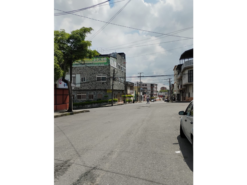 VENDO CASALOTE SECTOR CALLE 28 CON CRA 7 BELALCAZAR - 1