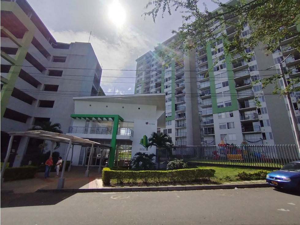 VENDO APATAMENTO PISO 11 ALTOS DE BERLIN SECTOR POBLADO