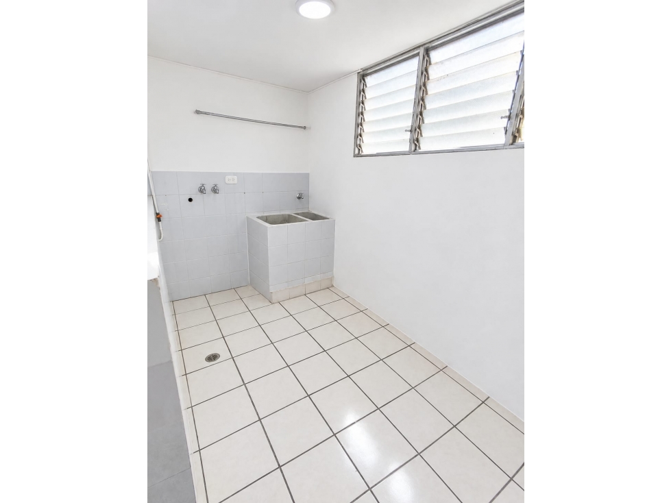 APARTAMENTO EN EDIFICIO TERRAMARE , PISO 5 SIN ASCENSOR - 6