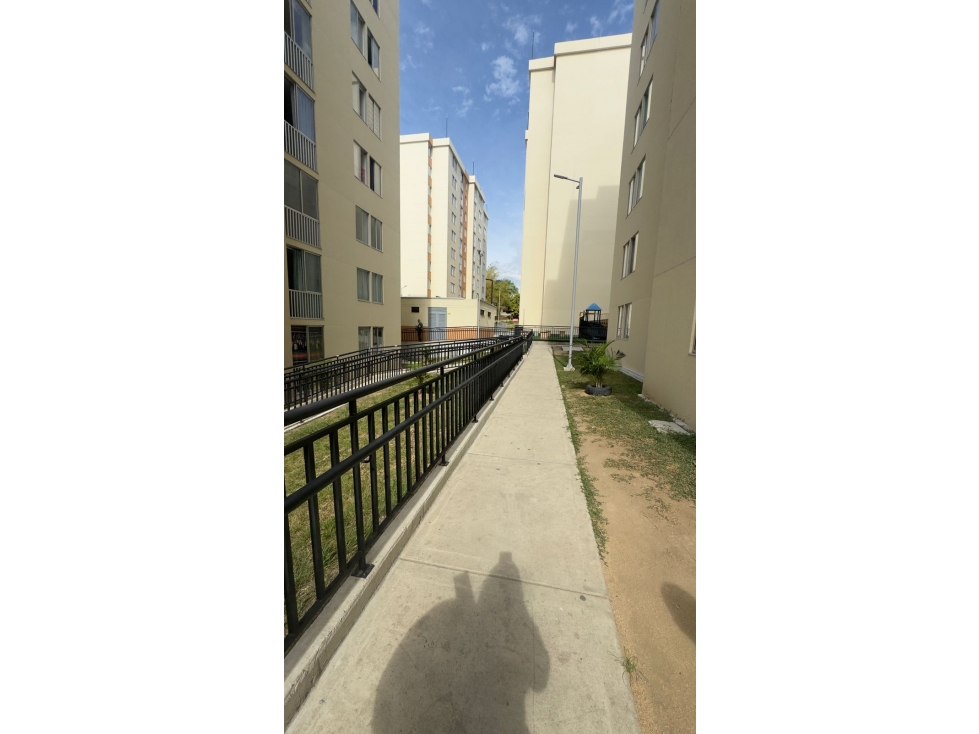 VENTA APARTAMENTO TORREON CIPRES SECTOR SALADO — foto 3